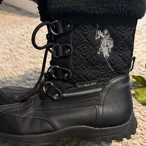U.S. Polo Assn. Black Quilted Lace-Up Boots kids size 3.5M